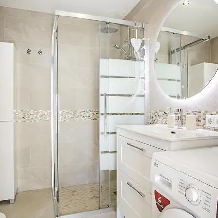 Club 202 Lägenhet *